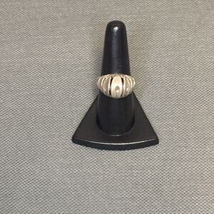 VINTAGE Ribbed Domed Ring Sterling Silver Size 8 1/2